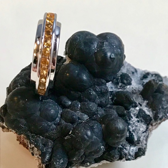 Sterling Silver Citrine Meditation Spinner Ring - Picture 3 of 4